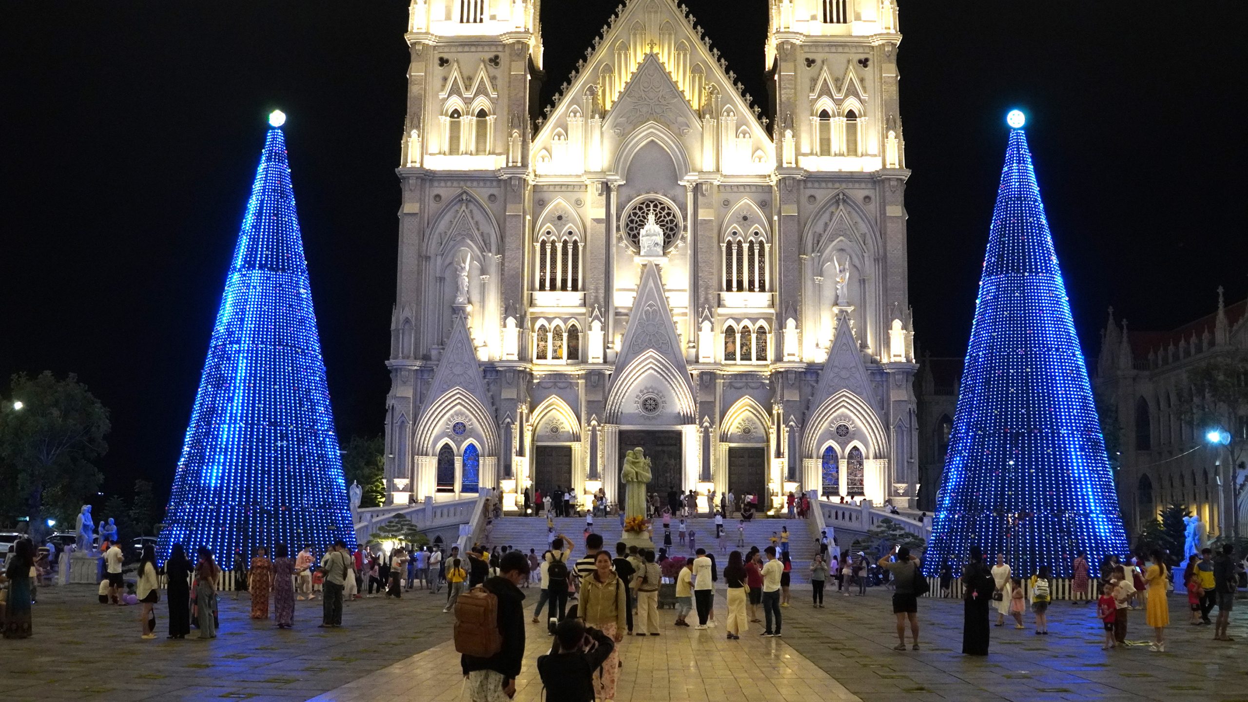 Đặt vé xe Giáng Sinh 2025